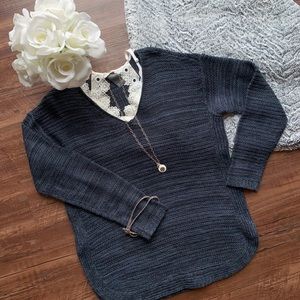 Navy American Eagle light sweater